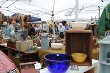 AlamedaPointAntiquesFaire M-001