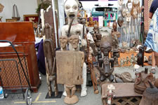 AlamedaPointAntiquesFaire M-089