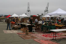 AlamedaPointAntiquesFaire S-073