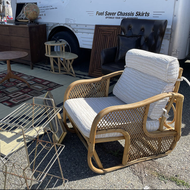 1000 alamedaantiquesfaire img 9913
