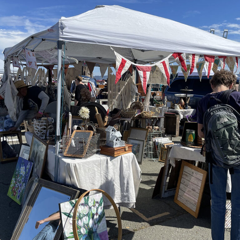 1000 alamedaantiquesfaire img 9938