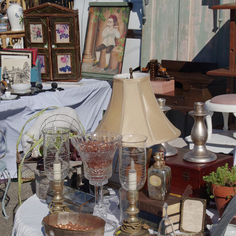 1000 alamedaantiquesfaire eclectic