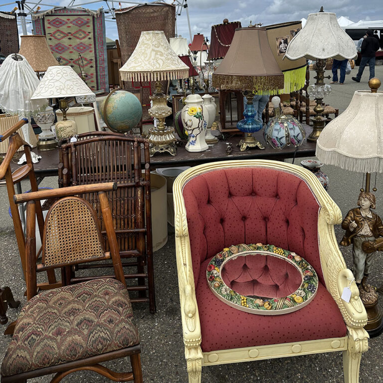 1000 antiquefurniture alamedaantiquesfaire img 4142